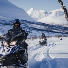 Combination: Snowmobile, Ice Domes & Reindeer Visit