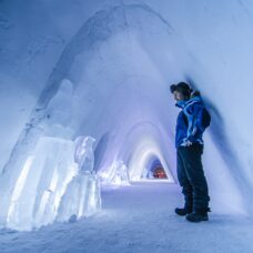 Snowhotel Kirkenes 365 Visit & Dinner